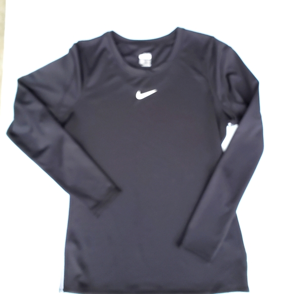 Nike Tops - Womens Nike Drifit Long Sleeve Running Shirt